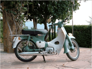 C50 Super Cub (1966)