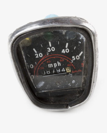Speedometer Honda C50, C70 and C90 (no. 2524)