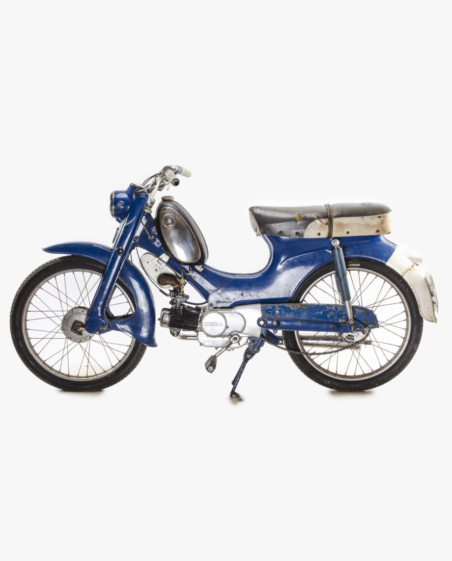 Honda C310 met kenteken kleur blauw - Afbeelding 5