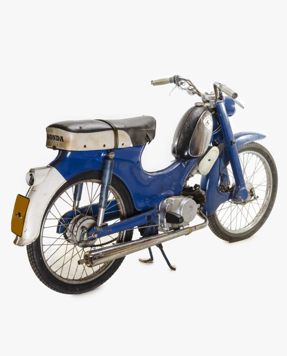 Honda C310 met kenteken