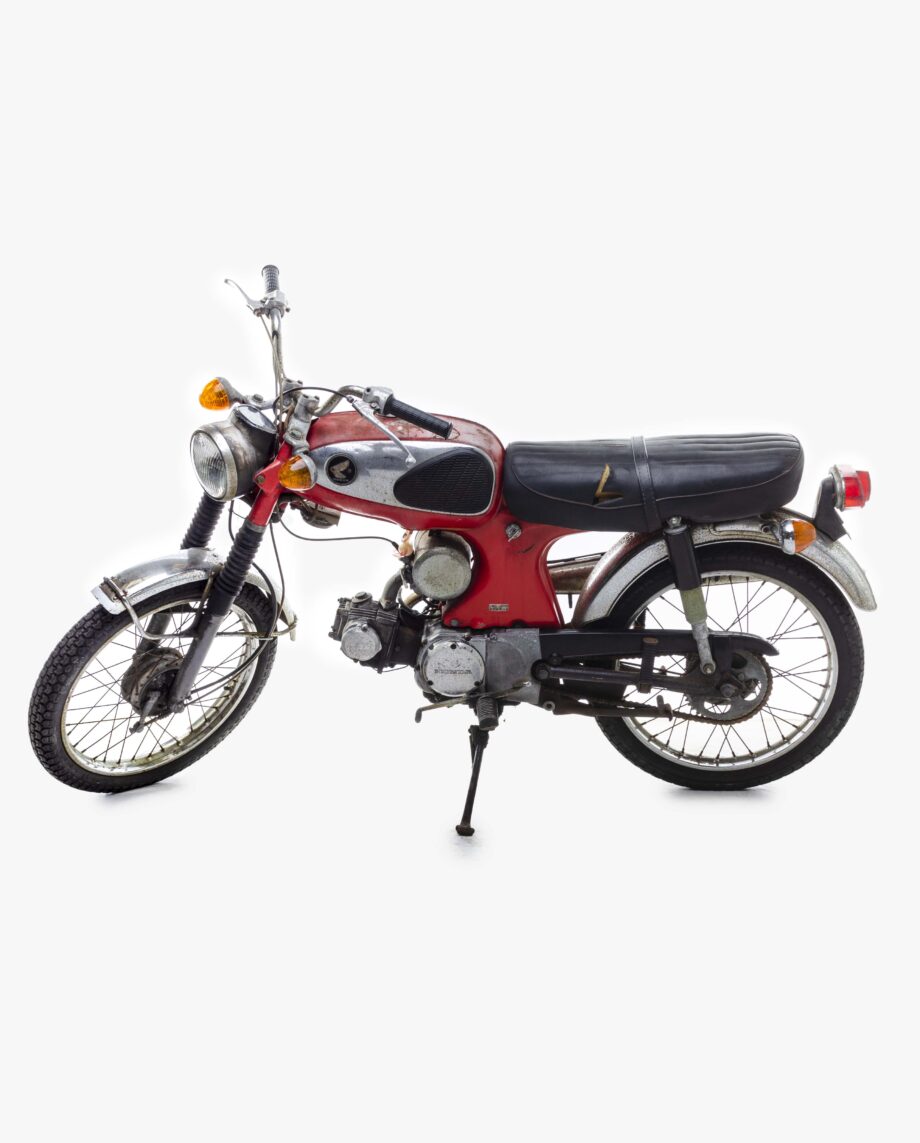 Honda CL90 Red. Read km stand 11449. - Image 3