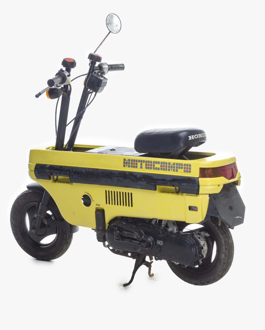 Honda Motocompo, Honda AB12, Honda trunk bike. Kleur geel