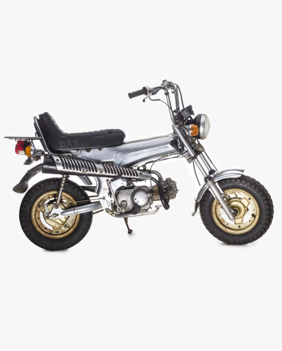 Honda Dax ST50M chrome - 5677 km - Afbeelding 6