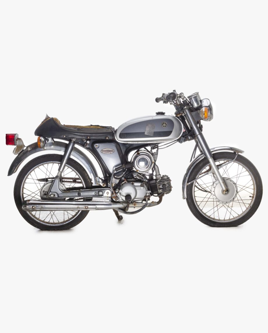 Yamaha YB-1 50 Four zilver - 36724 km - Afbeelding 6