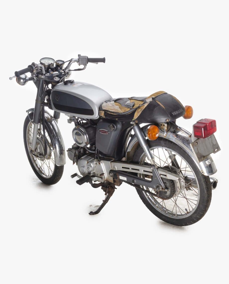 Yamaha YB-1 50 Four zilver - 50096 km - Afbeelding 2