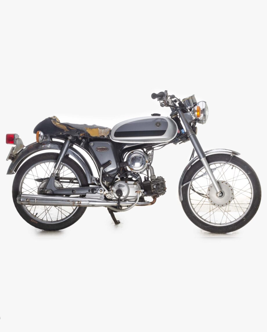 Yamaha YB-1 50 Four zilver - 50096 km - Afbeelding 6