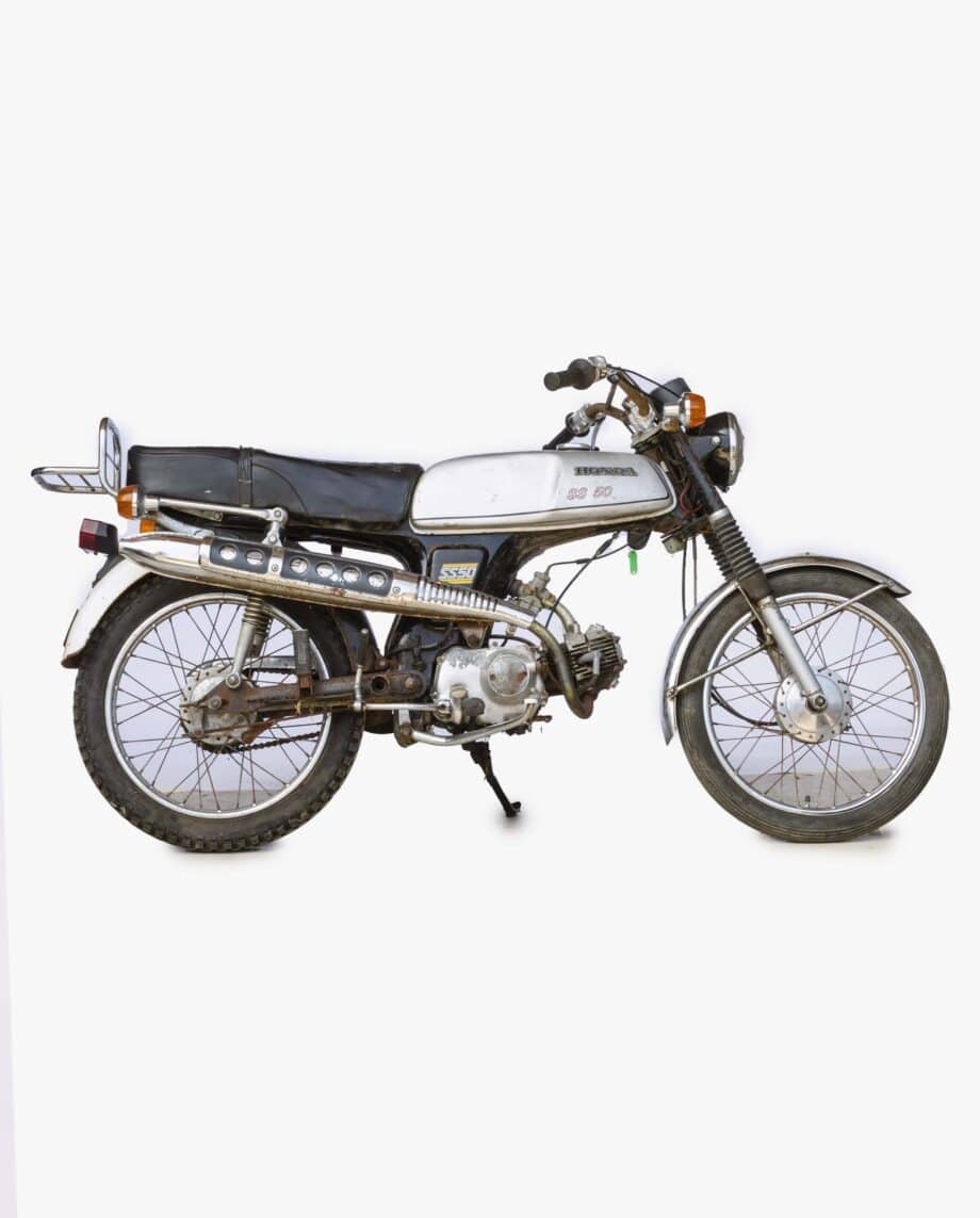 Honda SS50 zilver met kenteken - 19568 km - Afbeelding 6