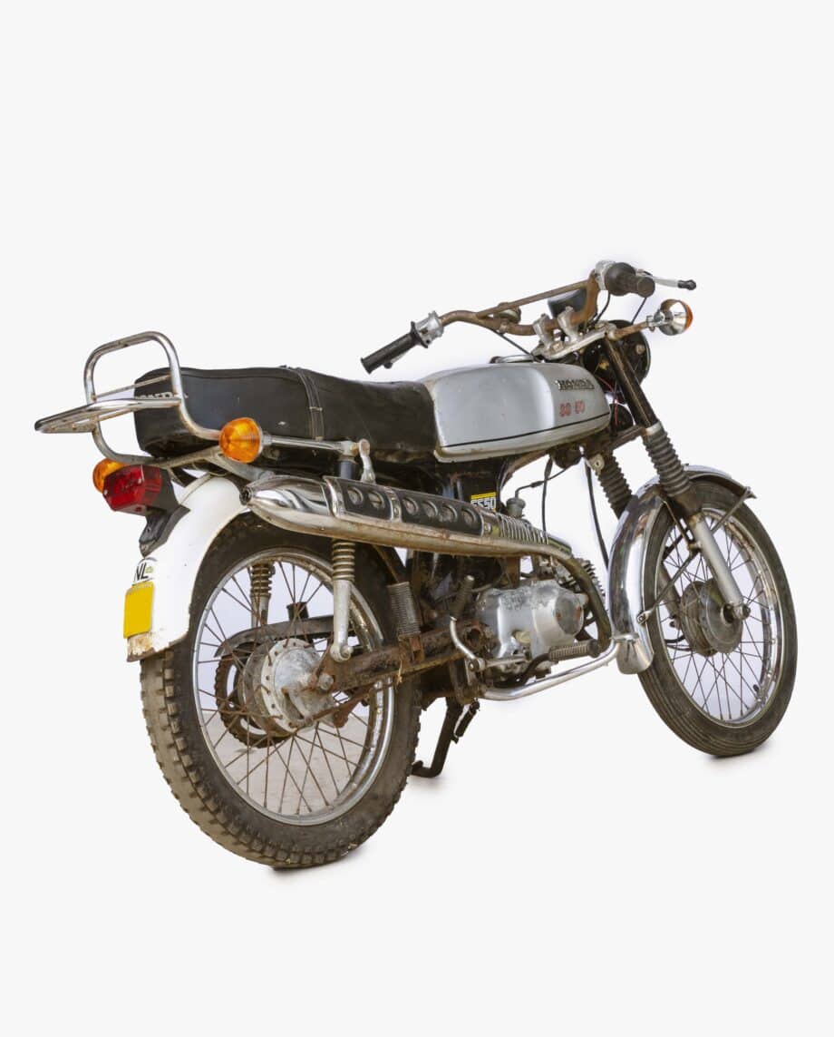 Honda SS50 zilver met kenteken - 19568 km - Afbeelding 7