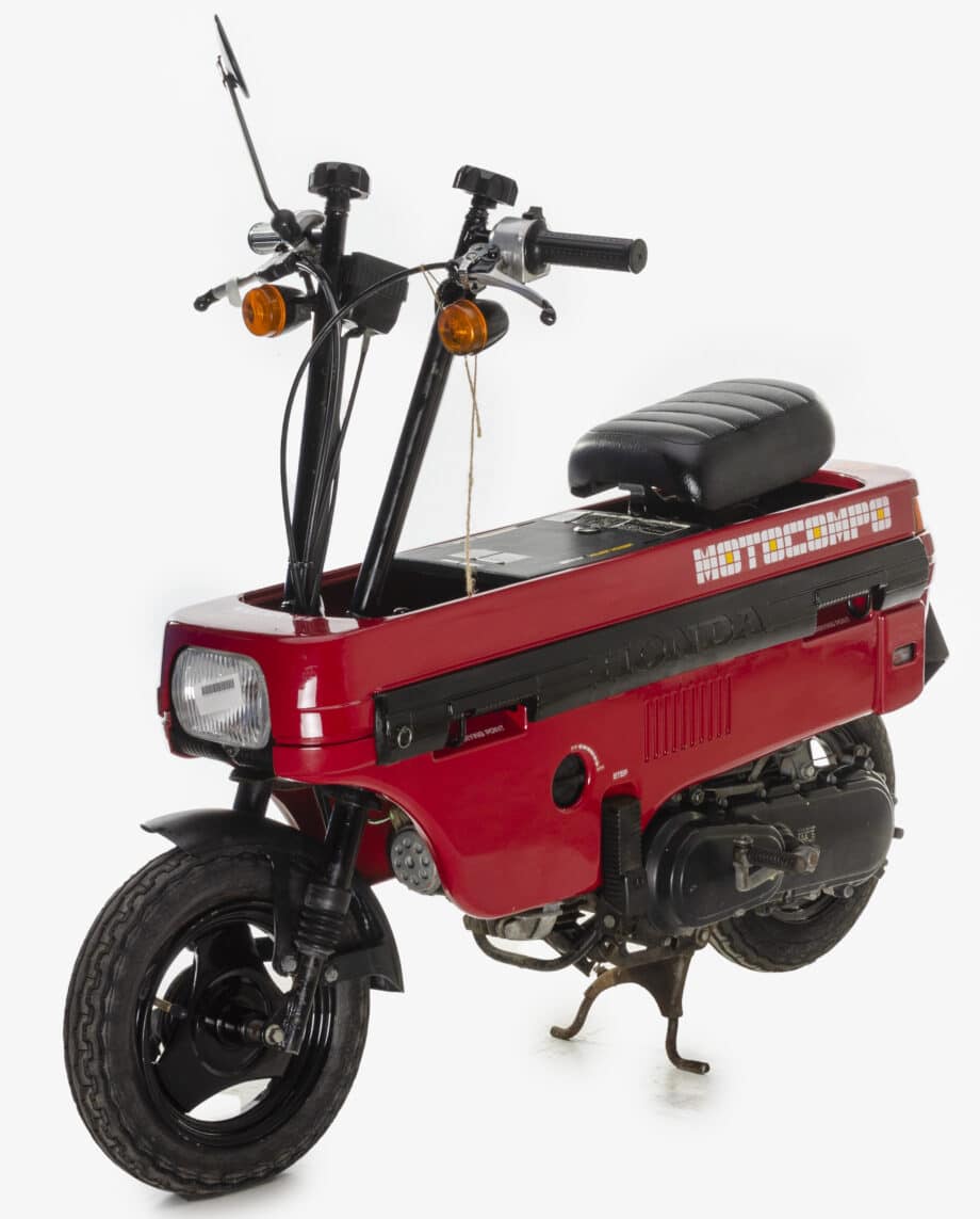 Honda Motocompo rood PTX_8083-4-1.jpg