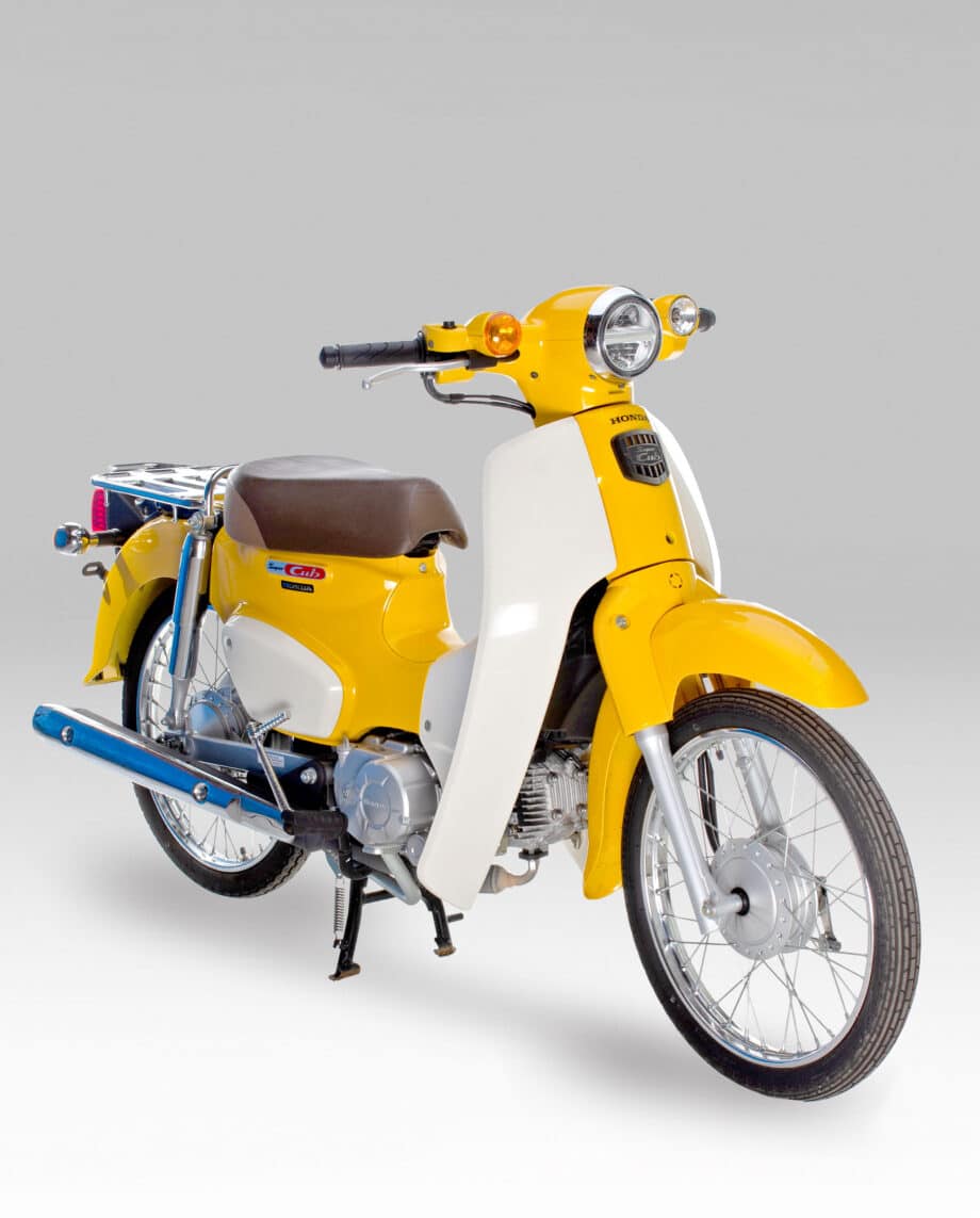 Honda C50 Super Cub Injectie 2018 geel - 11543 km