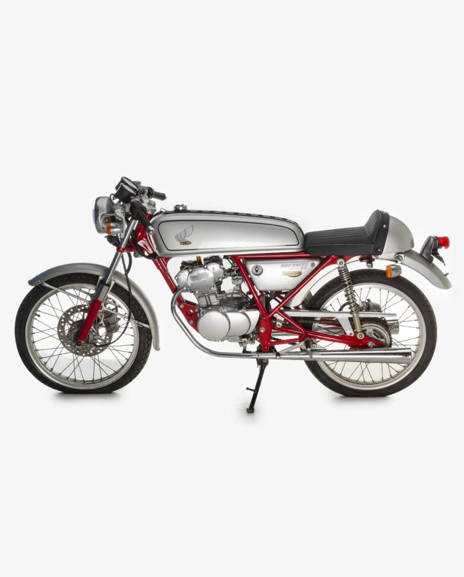 Honda Dream 50 zilver - 49 km - Afbeelding 3