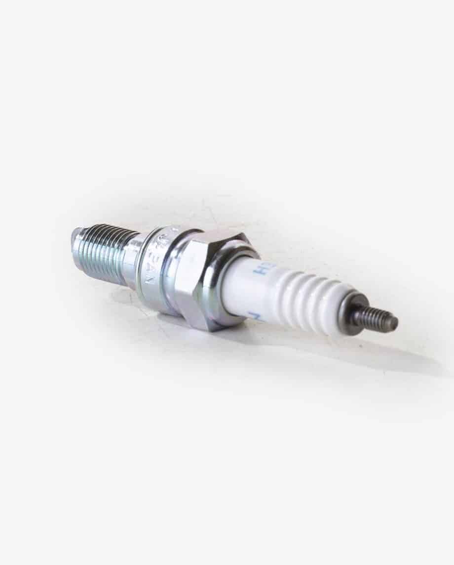 Spark Plug NGK CR8EH-9 Honda Dream 50 (11041) - Image 2