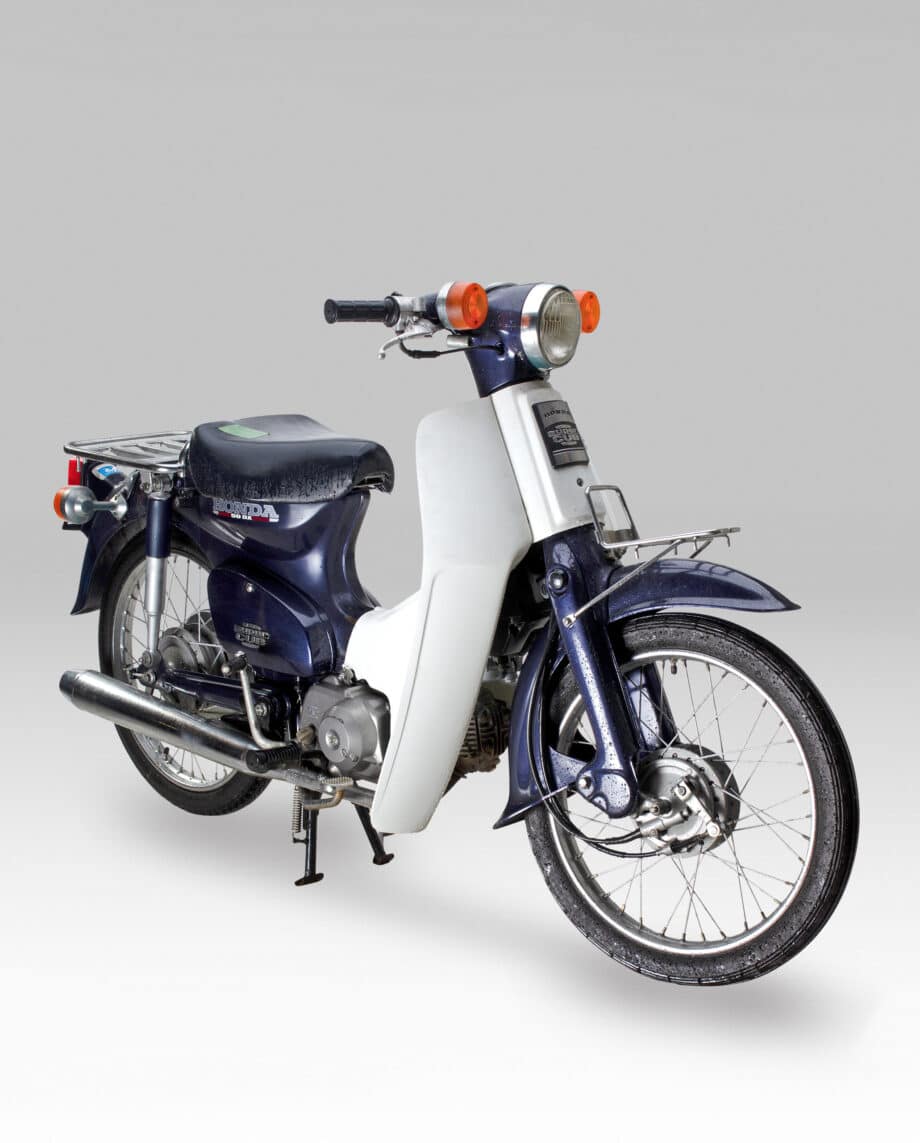 Honda C50 Blauw – 12491 km.