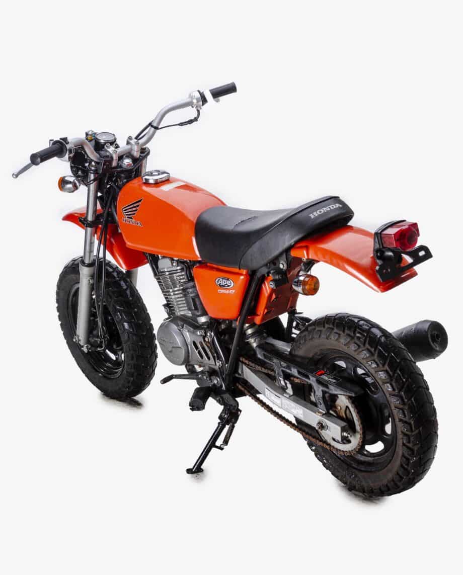 Honda Ape orange PTX_0345