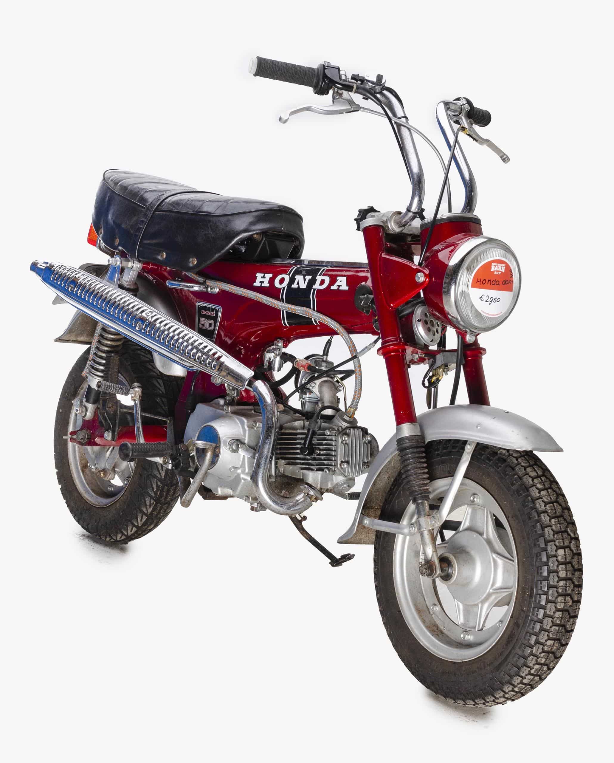 Honda Dax 50 Rood - 9195 km. (met kenteken) · Fourstrokebarn Honda & Parts