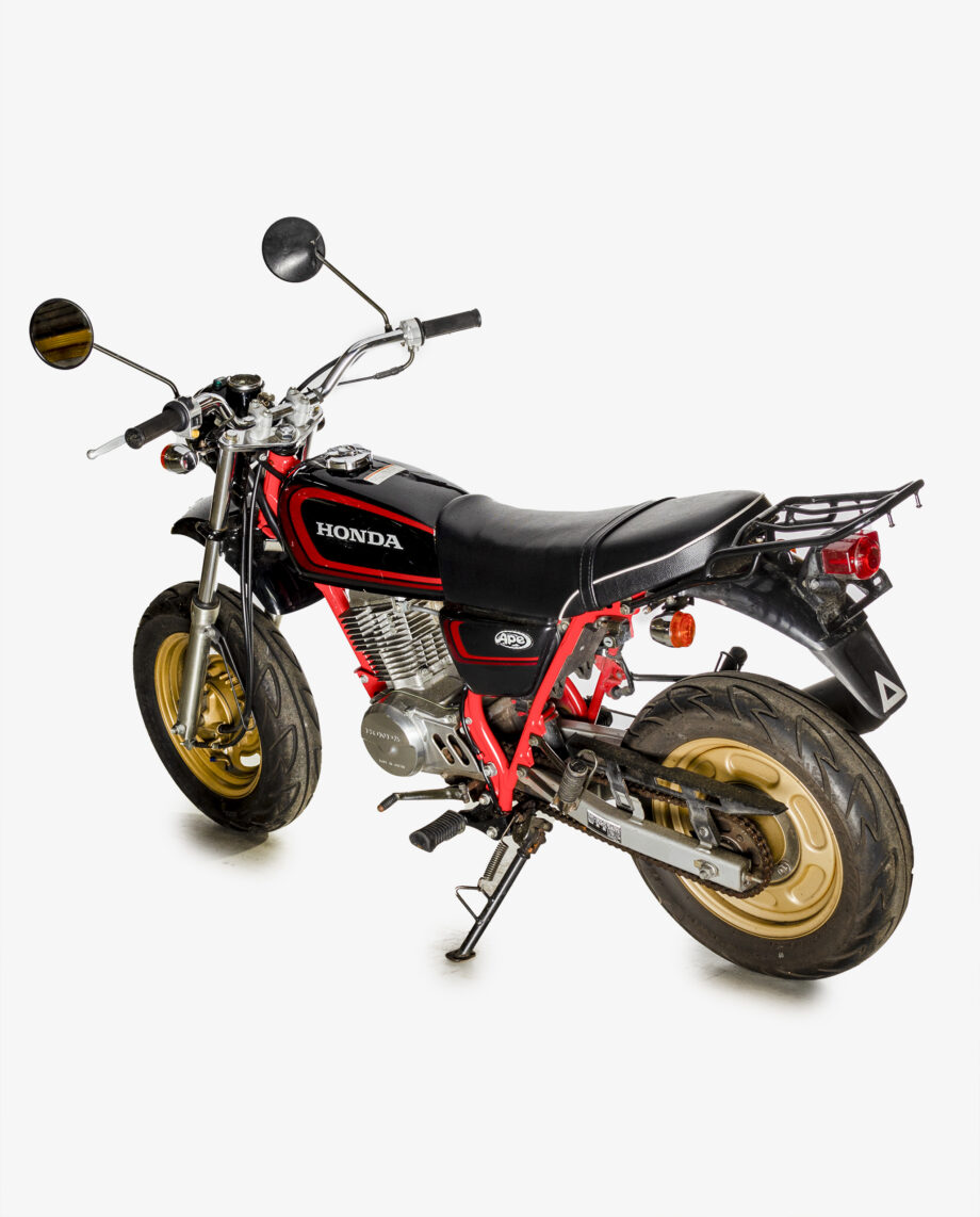 Honda Ape 100 zwart-rood - 5495 km - Afbeelding 2