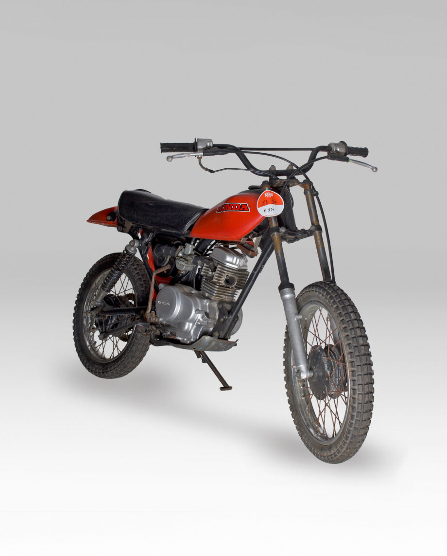 Honda XL50 red