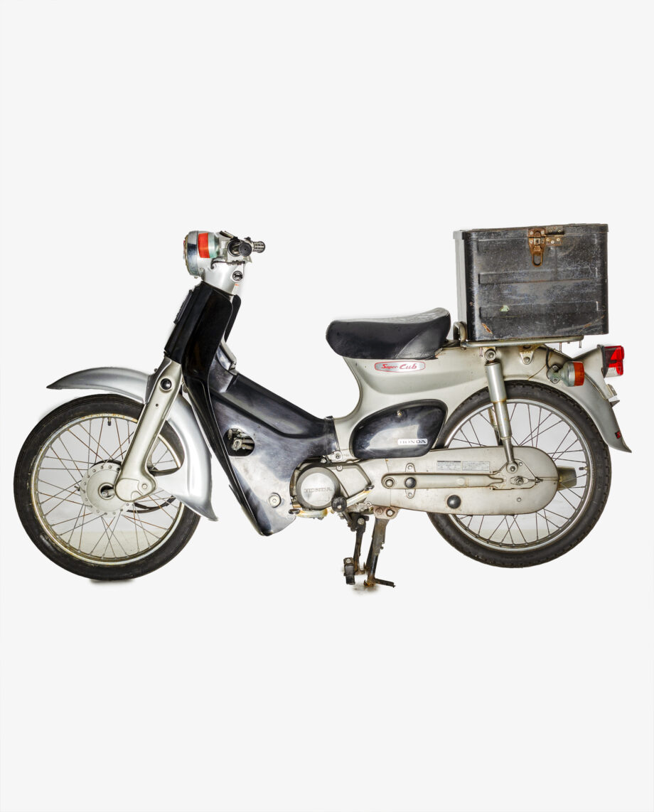 Honda C50 Super Cub zilver - 34329 km - Afbeelding 6