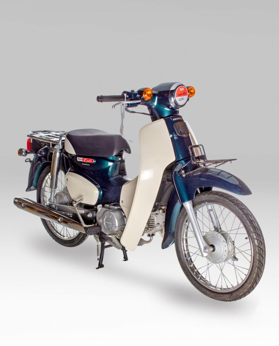 Honda New cub groen - 2329 km.