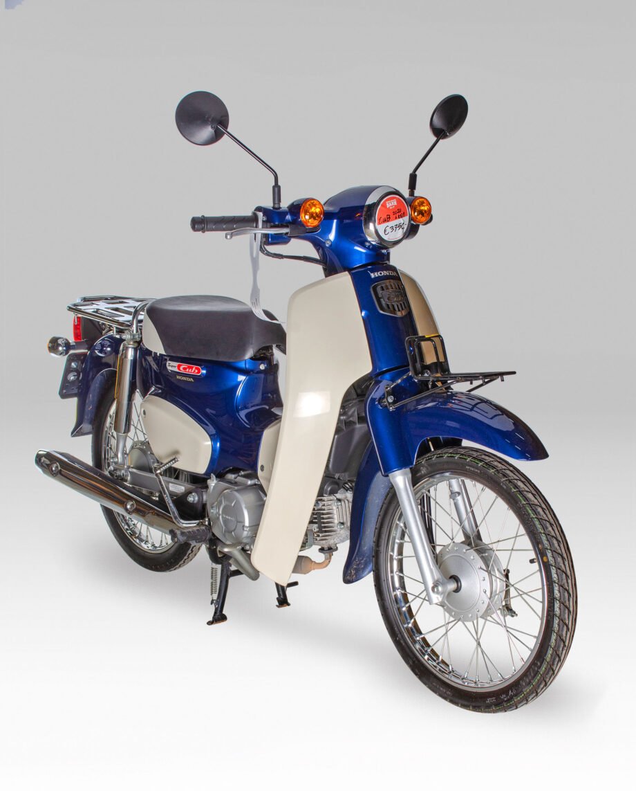 Honda Super Cub Blauw PTX_2149 2152