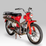Honda CT200 red