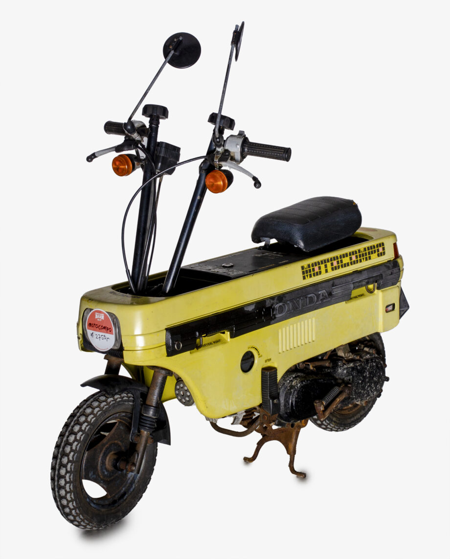 Honda Motocompo NZC50 yellow - Image 4