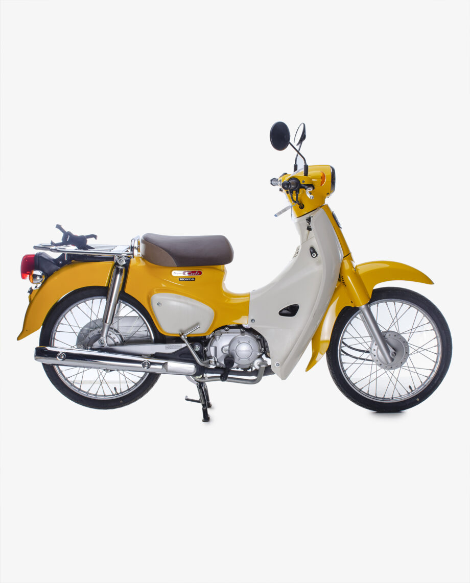 Honda c50 geel - 4299 km.