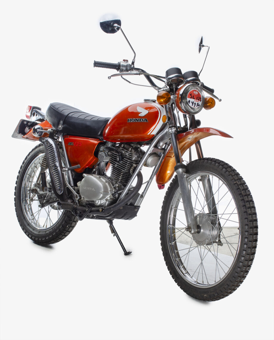 Honda SL 125 volledig gerestaureerd met kenteken. - Afbeelding 4