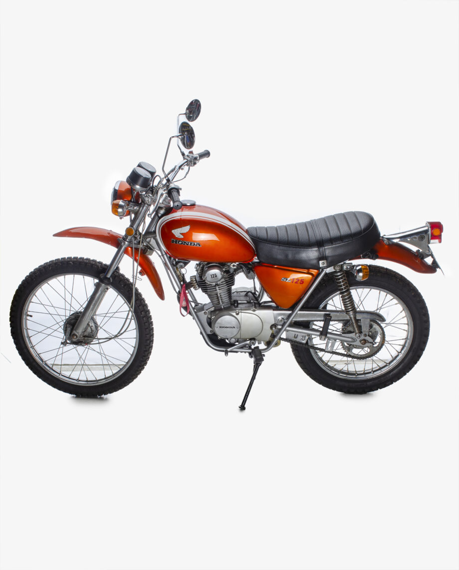 Honda SL 125 volledig gerestaureerd met kenteken. - Afbeelding 5