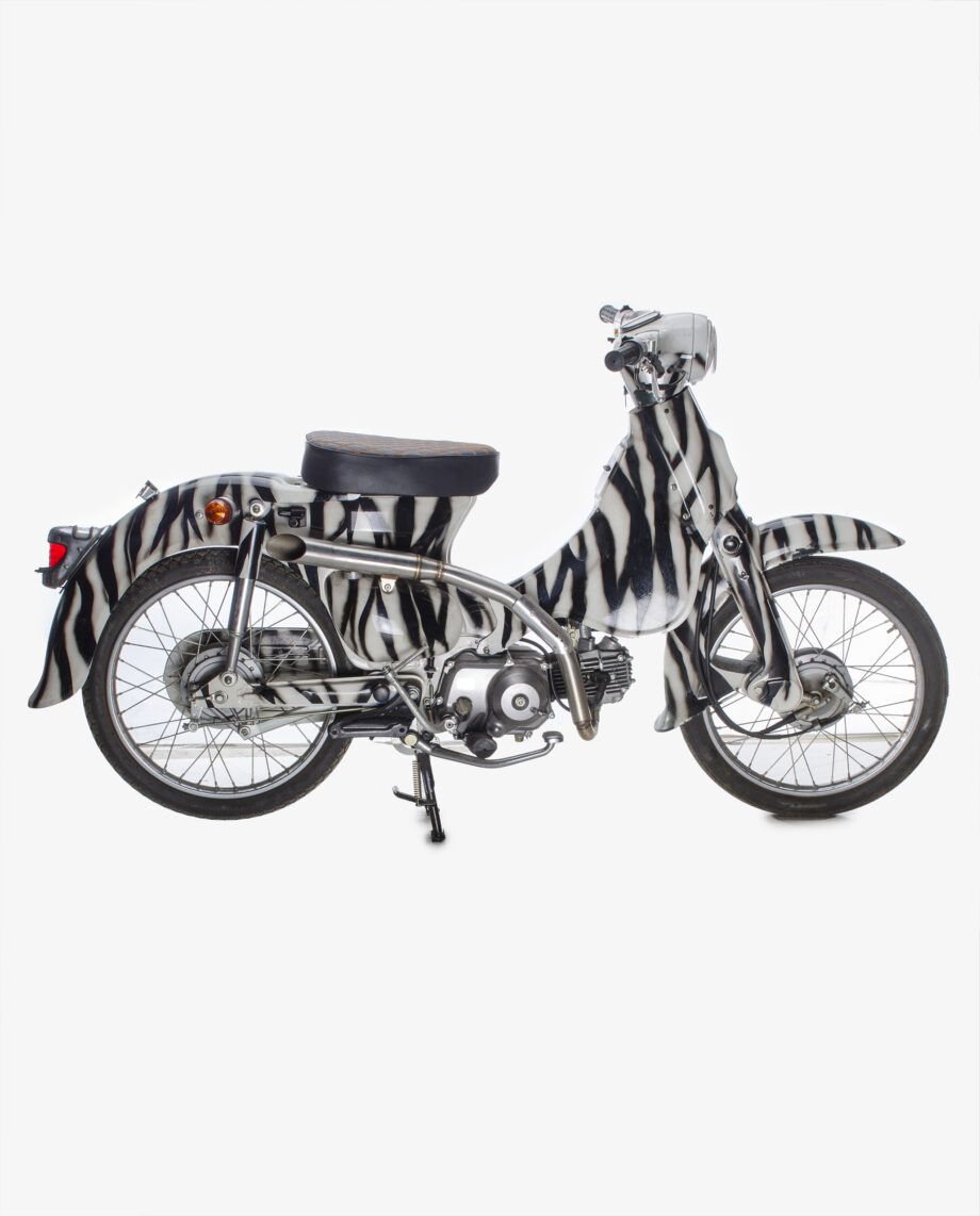 Honda C50 zebra print - Afbeelding 3