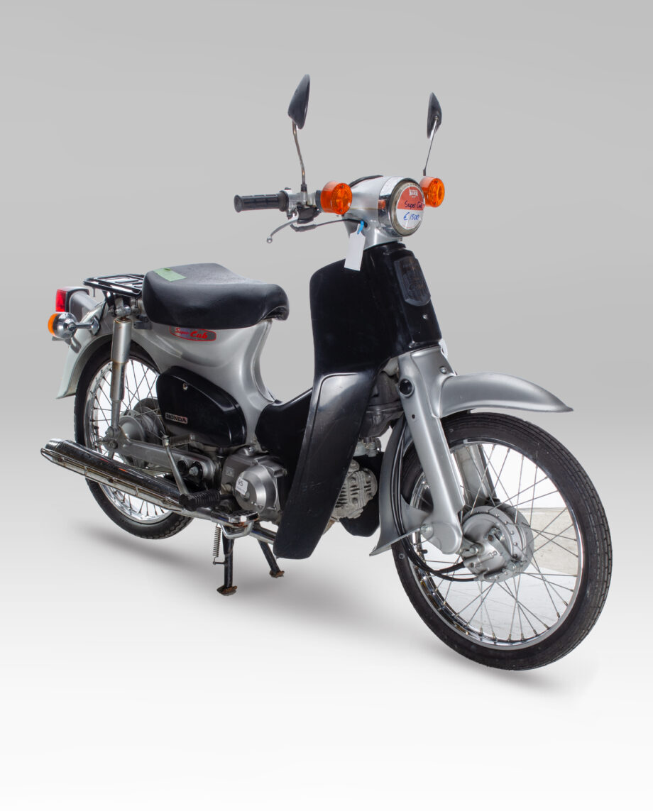 Honda C50 zilver 95 2411