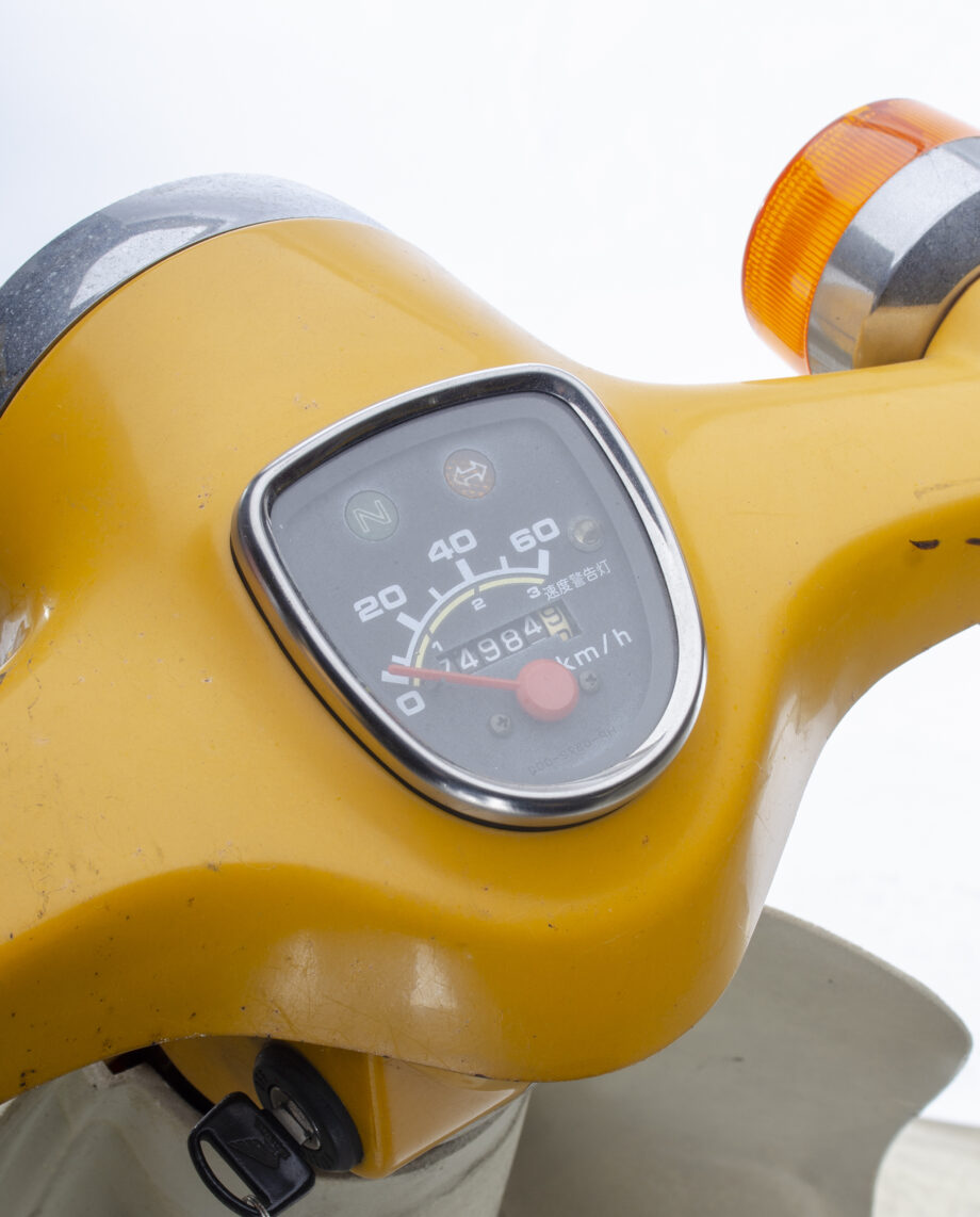 Honda Super cub geel - 47985 km. - Afbeelding 8