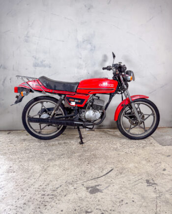 Suzuki RG50 Km.Stand.. (8)