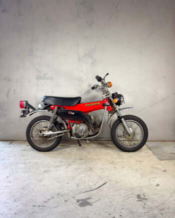 Honda DAX ST90 (032)