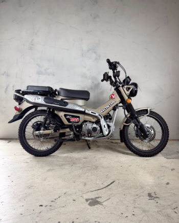 Honda ct125 Camo Km.Stand 7883 (44)