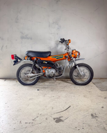 Honda Dax ST90