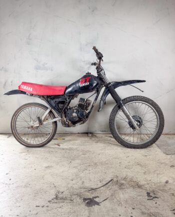 Yamaha DT50 met extra onderdelen